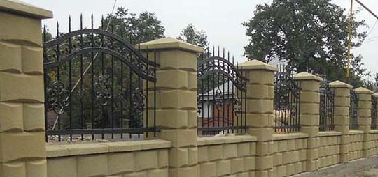 garduri beton vibropresat